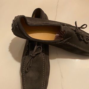 Gommino Driving Shoes in Suede.